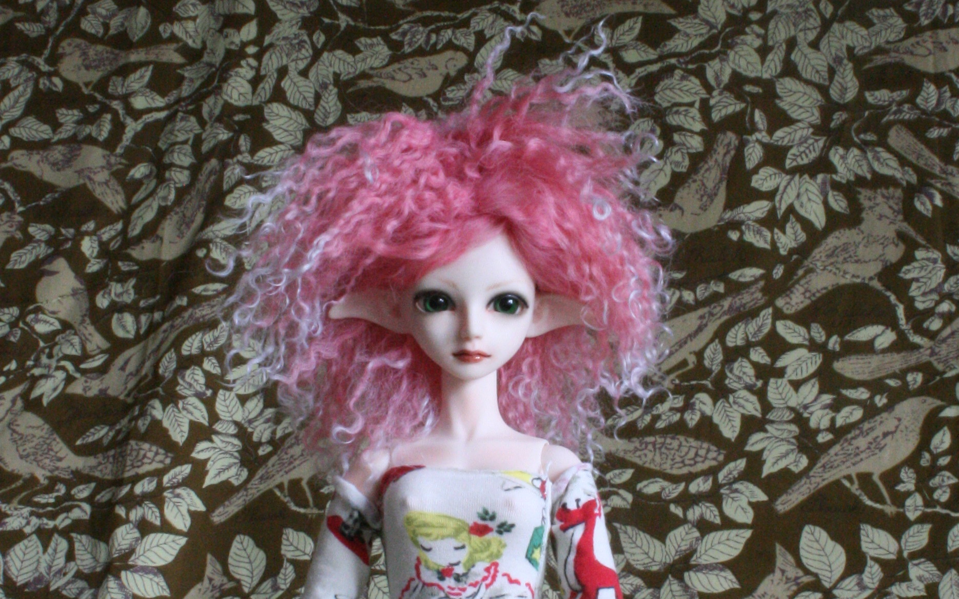 Pink Frosted tip wig
